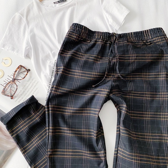 H&M Pants - H&M Plaid Joggers / Dress Pants
